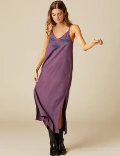 Store VESTIDO MORA TIRANTES BORDADO Vestidos